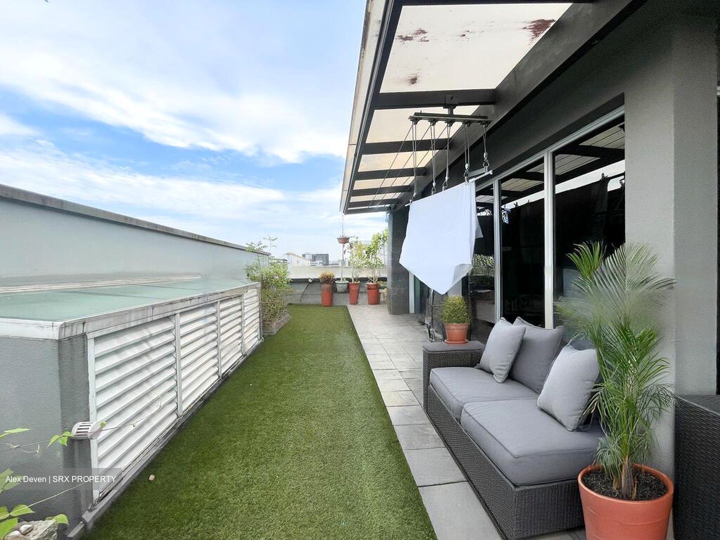 Watercove (D27), Terrace #451080601